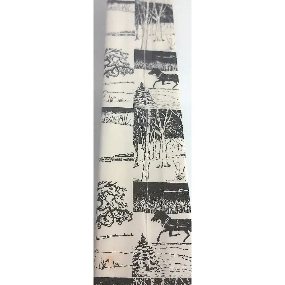 Vintage Norcross Christmas Gift Wrap With Cutter Edge New Old Stock